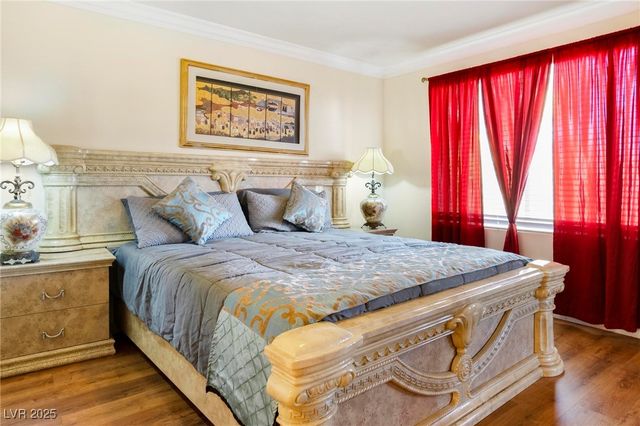 7682 Calm Passage Court, Las Vegas, NV 89139