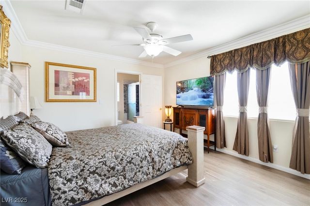 7682 Calm Passage Court, Las Vegas, NV 89139