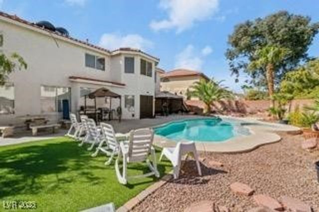 7682 Calm Passage Court, Las Vegas, NV 89139
