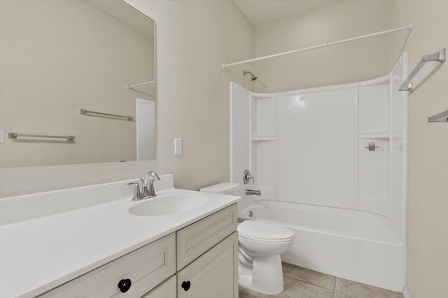 629 Palo Alto Drive NE, Rio Rancho, NM 87124