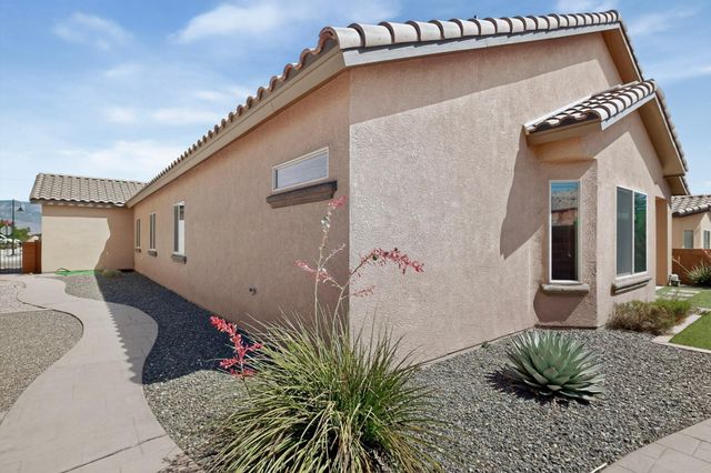 629 Palo Alto Drive NE, Rio Rancho, NM 87124
