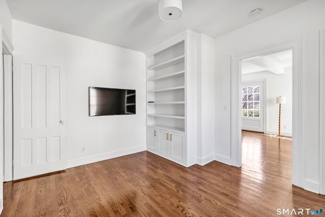 5940 Main Street, Trumbull, CT 06611