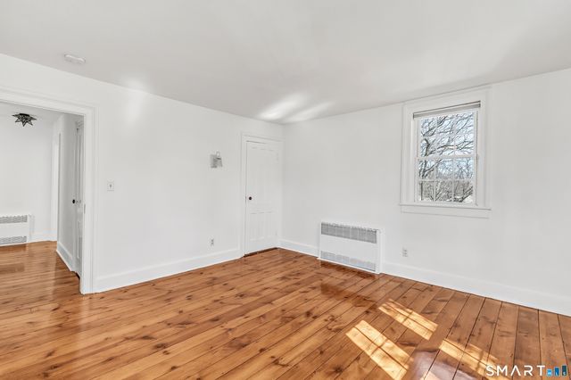 5940 Main Street, Trumbull, CT 06611