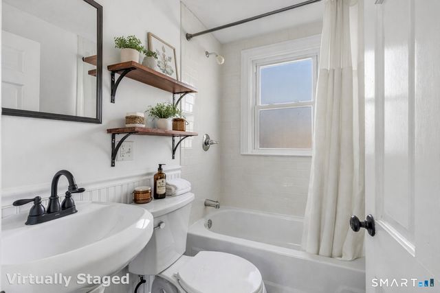 5940 Main Street, Trumbull, CT 06611