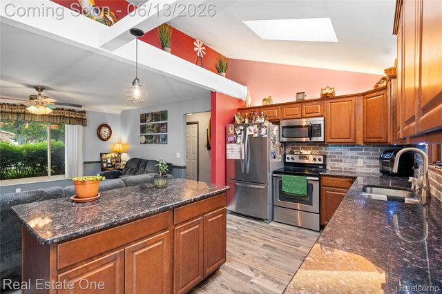 24100 Alpine Street, Clinton Charter Township, MI 48036