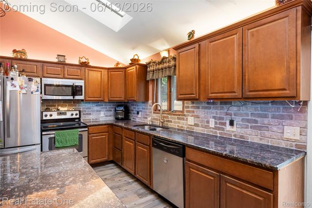 24100 Alpine Street, Clinton Charter Township, MI 48036