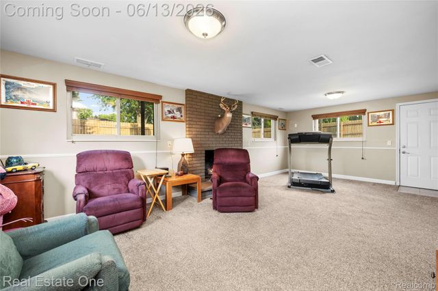 24100 Alpine Street, Clinton Charter Township, MI 48036