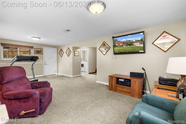 24100 Alpine Street, Clinton Charter Township, MI 48036
