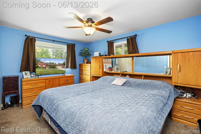24100 Alpine Street, Clinton Charter Township, MI 48036