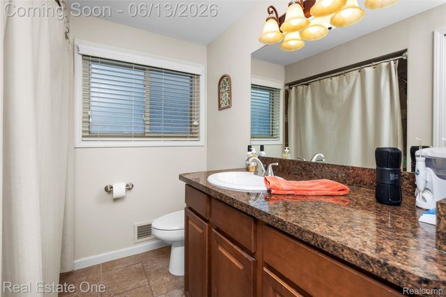 24100 Alpine Street, Clinton Charter Township, MI 48036
