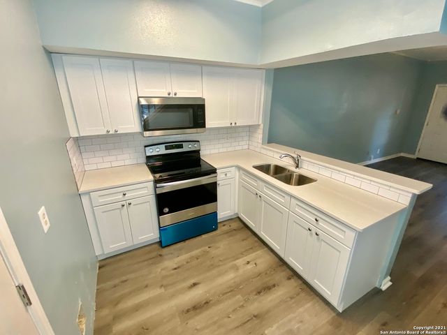 1955 Budding Blvd, San Antonio, TX 78247