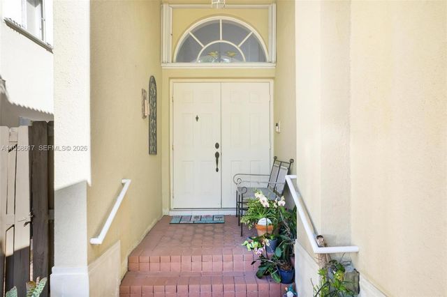 5337 NW 113th Pl, Doral, FL 33178