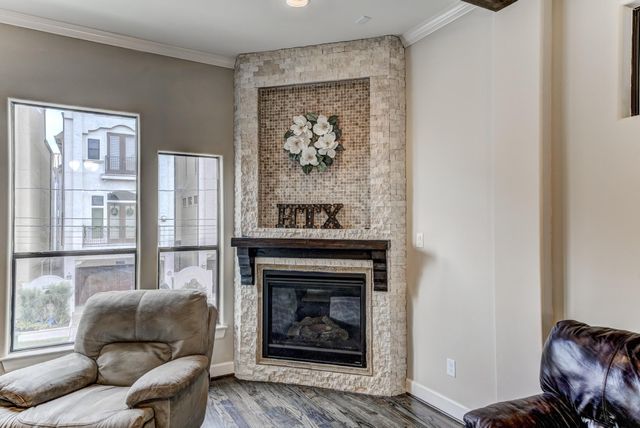 2308 Couch Street, Houston, TX 77008