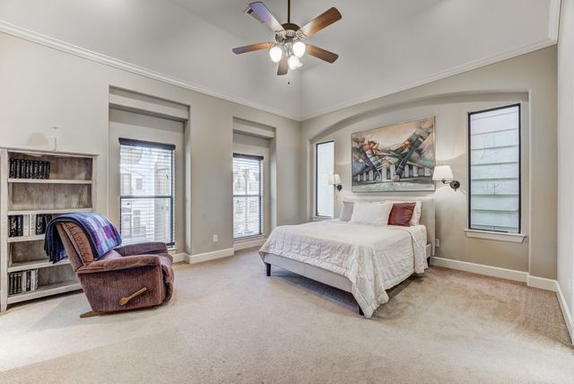 2308 Couch Street, Houston, TX 77008