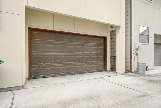 2308 Couch Street, Houston, TX 77008