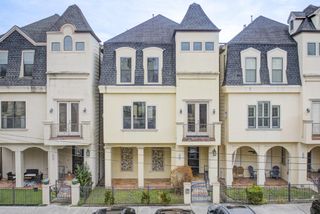 2308 Couch Street, Houston, TX 77008