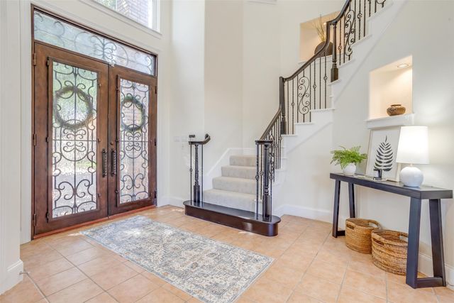 4224 Oak Park Court, Fort Worth, TX 76109