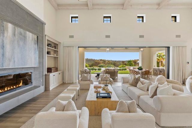 16640 El Camino Real, Rancho Santa Fe, CA 92067