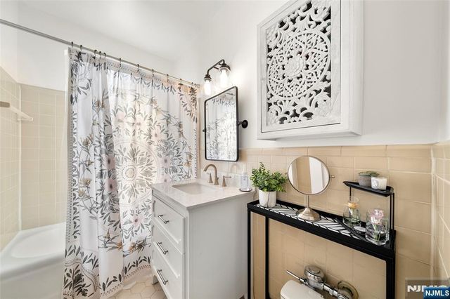 100 Palisade Avenue B31, Englewood, NJ 07631