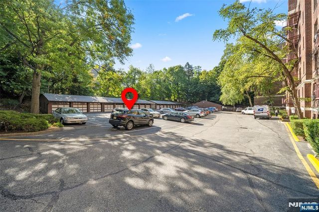 100 Palisade Avenue B31, Englewood, NJ 07631