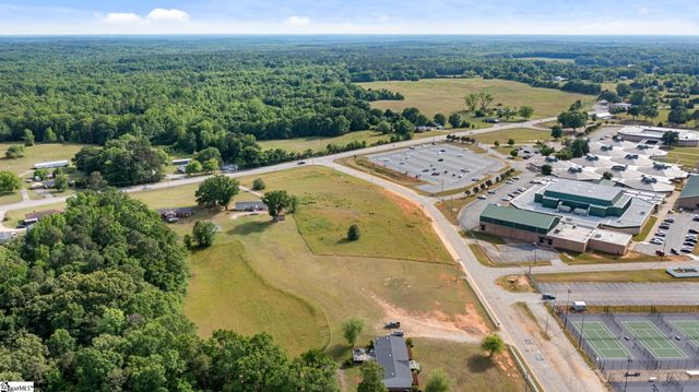 00 Highway 76 West, Laurens, SC 29360