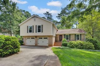 2416 Fieldstone Drive, Conyers, GA 30013