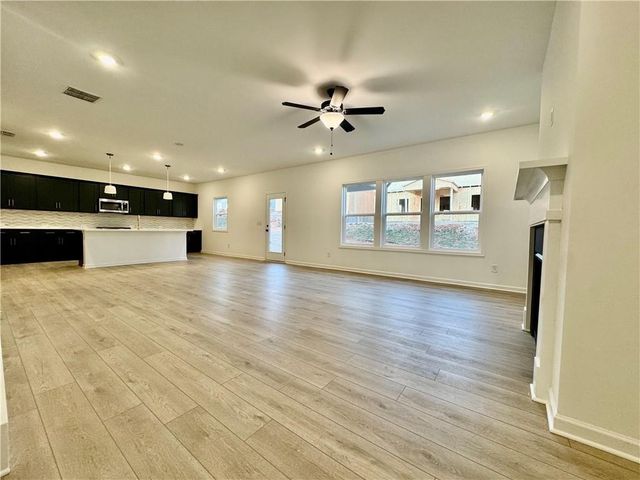 5537 Coalie Trace, Flowery Branch, GA 30542