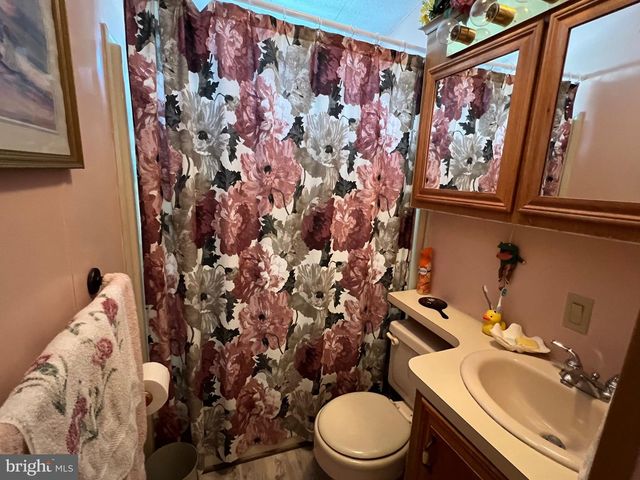 8581 N LONGBOAT WAY, Berlin, MD 21811