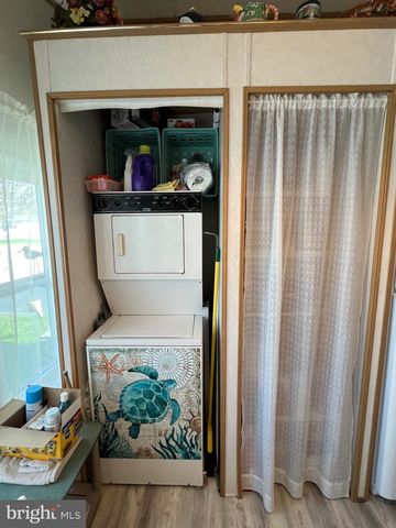 8581 N LONGBOAT WAY, Berlin, MD 21811