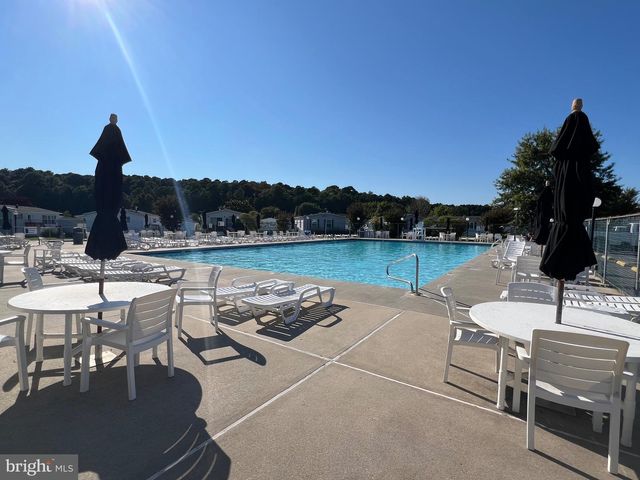 8581 N LONGBOAT WAY, Berlin, MD 21811