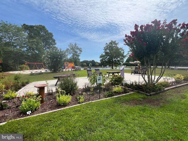 8581 N LONGBOAT WAY, Berlin, MD 21811