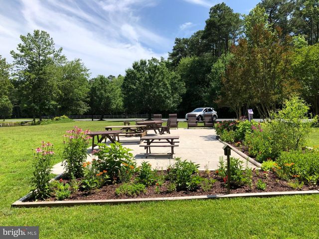 8581 N LONGBOAT WAY, Berlin, MD 21811