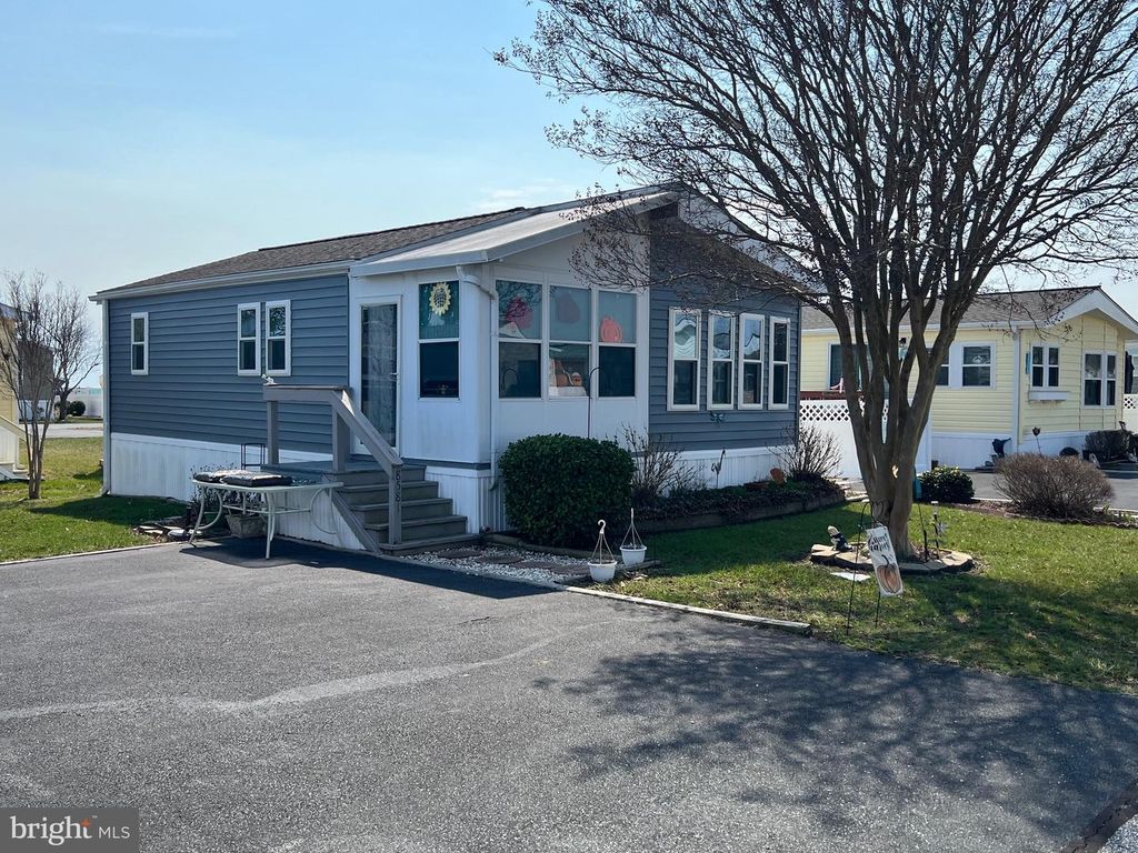 8581 N LONGBOAT WAY, Berlin, MD 21811