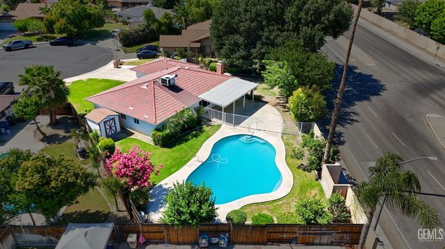 5301 Blake Court, Bakersfield, CA 93309