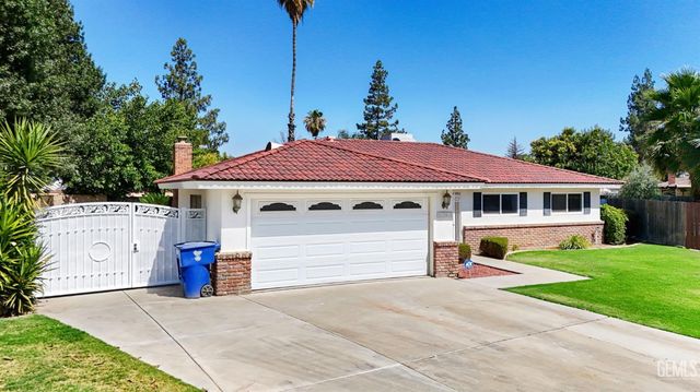 5301 Blake Court, Bakersfield, CA 93309