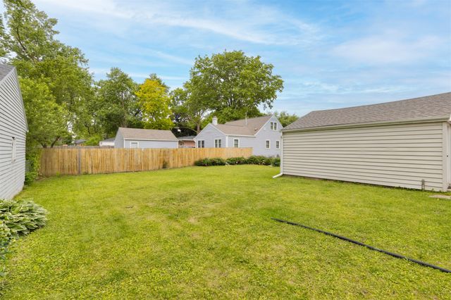2518 62nd Street, Des Moines, IA 50322