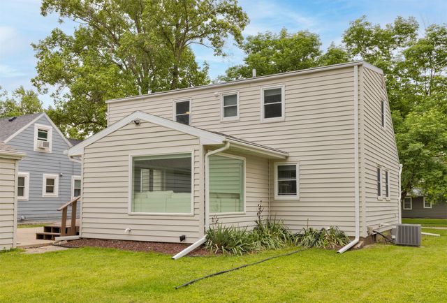 2518 62nd Street, Des Moines, IA 50322