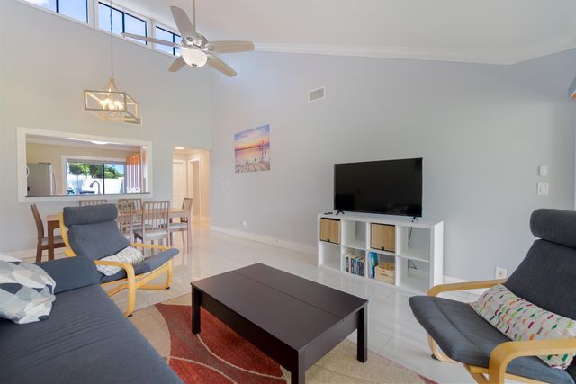 12858 Spinnaker Lane, Wellington, FL 33414