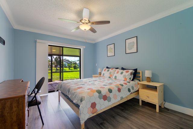 12858 Spinnaker Lane, Wellington, FL 33414