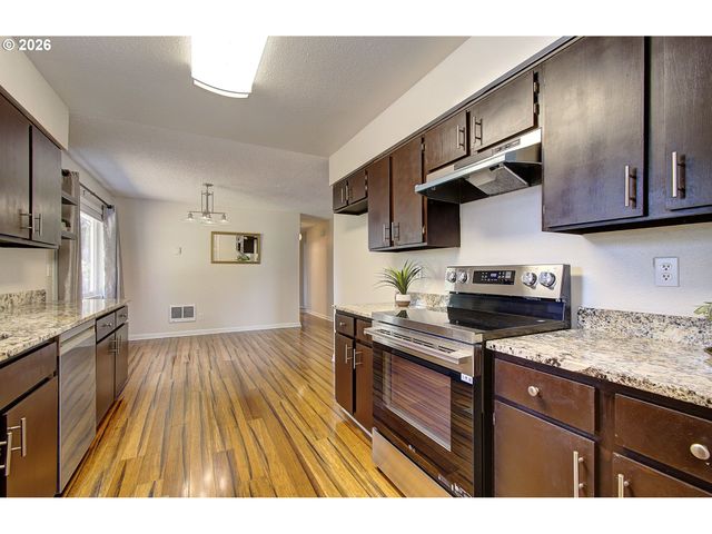 6818 WICHITA Dr, Vancouver, WA 98664