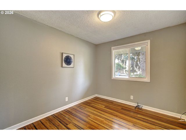 6818 WICHITA Dr, Vancouver, WA 98664