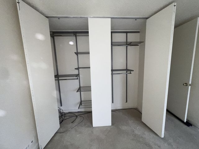 6700 S South Shore Drive 2G, Chicago, IL 60649