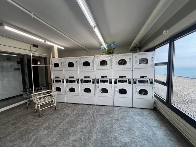 6700 S South Shore Drive 2G, Chicago, IL 60649