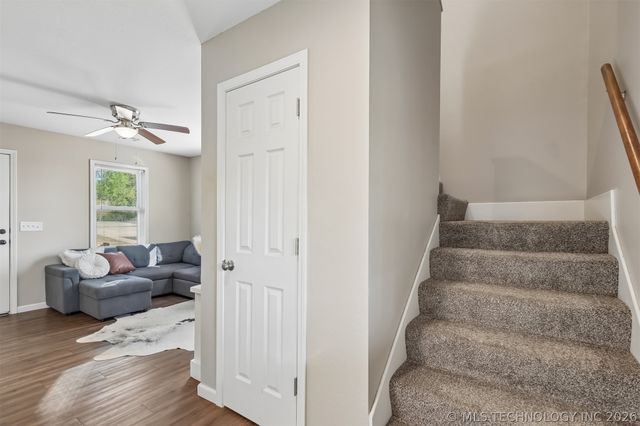 3 N Lakeview Street, Kiefer, OK 74041