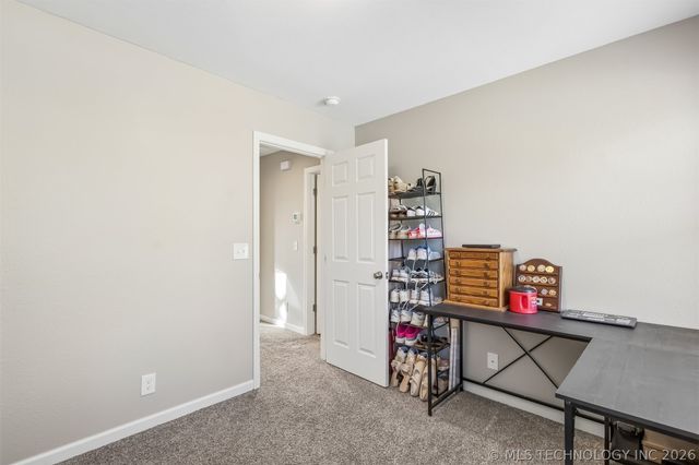 3 N Lakeview Street, Kiefer, OK 74041