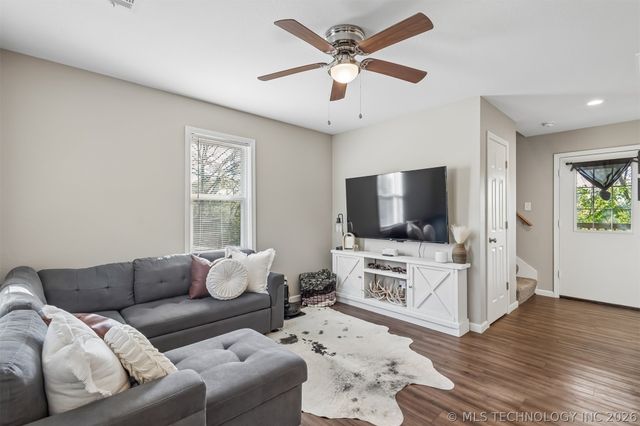 3 N Lakeview Street, Kiefer, OK 74041