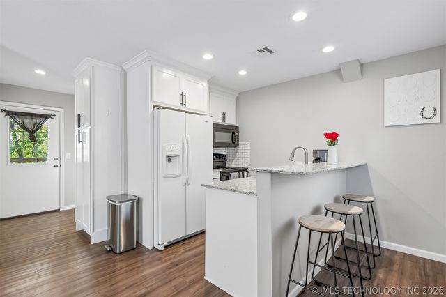 3 N Lakeview Street, Kiefer, OK 74041