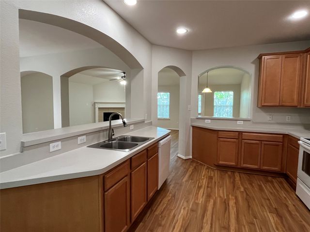 4413 Grassy Glen Drive, Fort Worth, TX 76244