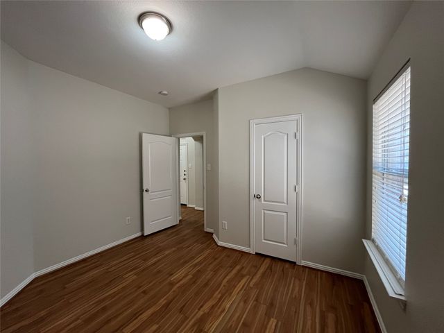 4413 Grassy Glen Drive, Fort Worth, TX 76244