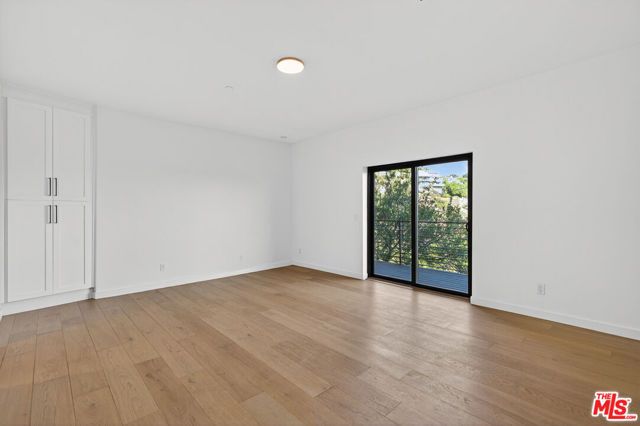 8366 Hillcroft Drive, West Hills (los Angeles), CA 91304